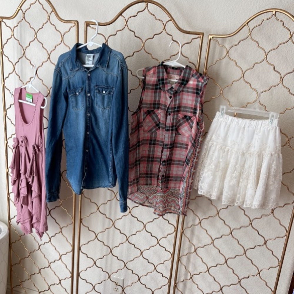 {BUNDLE} 3 girls shirts and one skirt